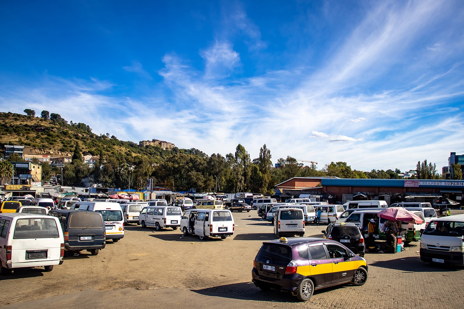 TAXI FARE LOOMING AT M22 FOR LOCAL ROUTES