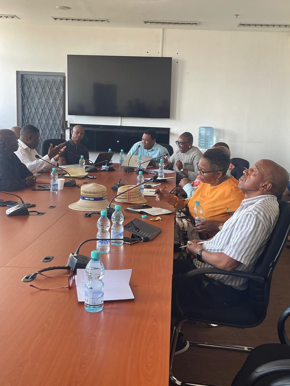 PARLIAMENTARY COMMITTEE OF CHAIRS CONVENE