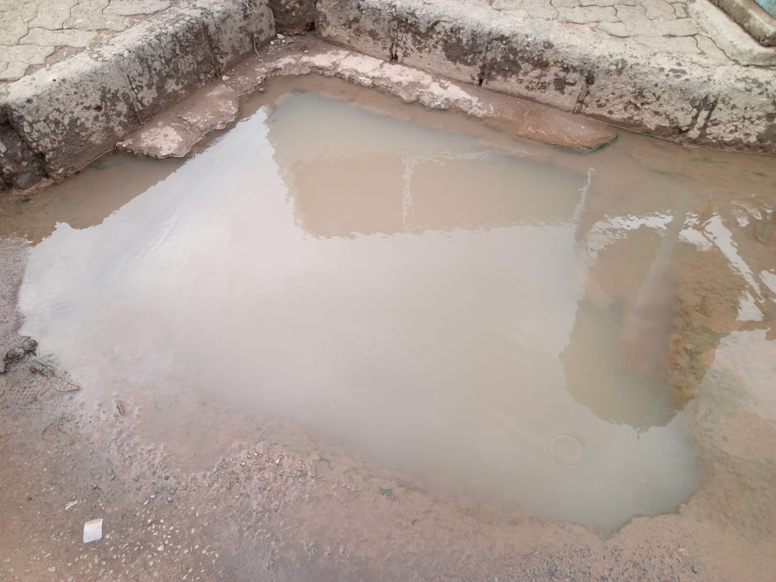 MANONYANE BUS STOP FACES CRISES