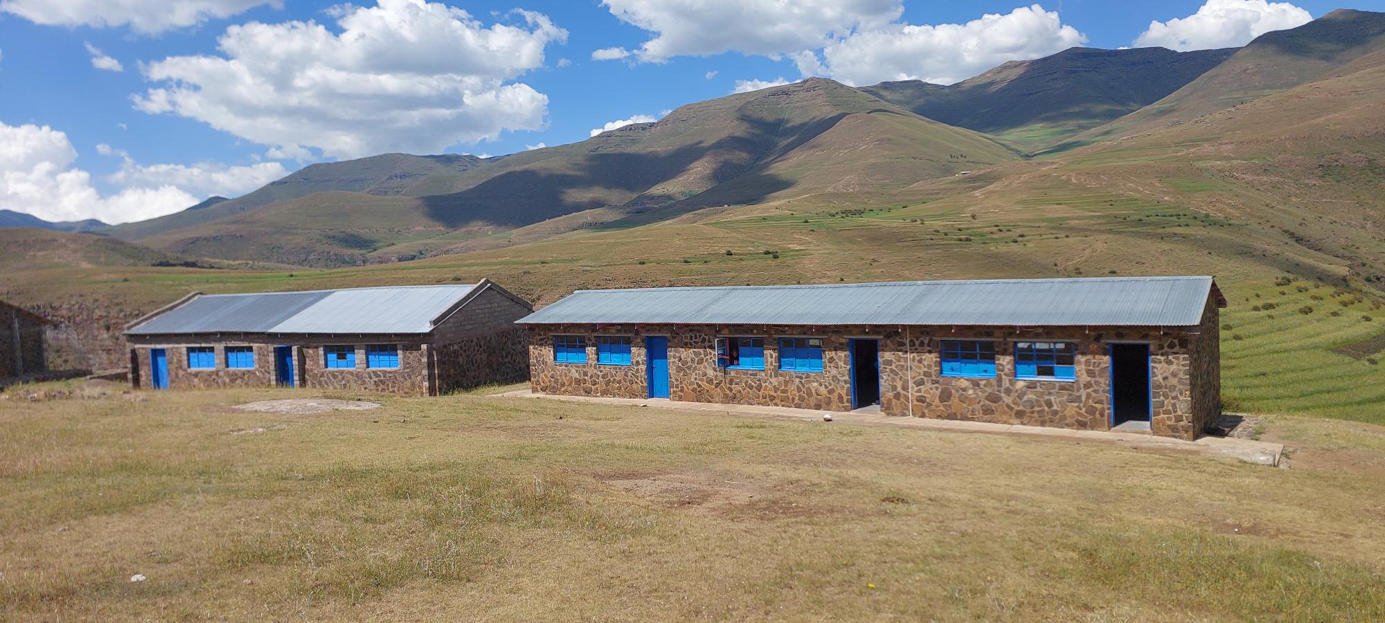 SCHOOL WITH LOW ROLL, STILL A SCHOOL – MAJARA