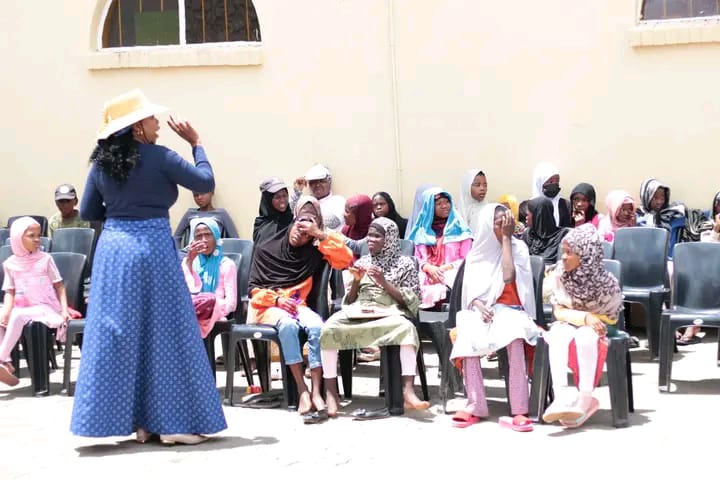 MUSLIM COMMUNITY MARKS WORLD AIDS DAY