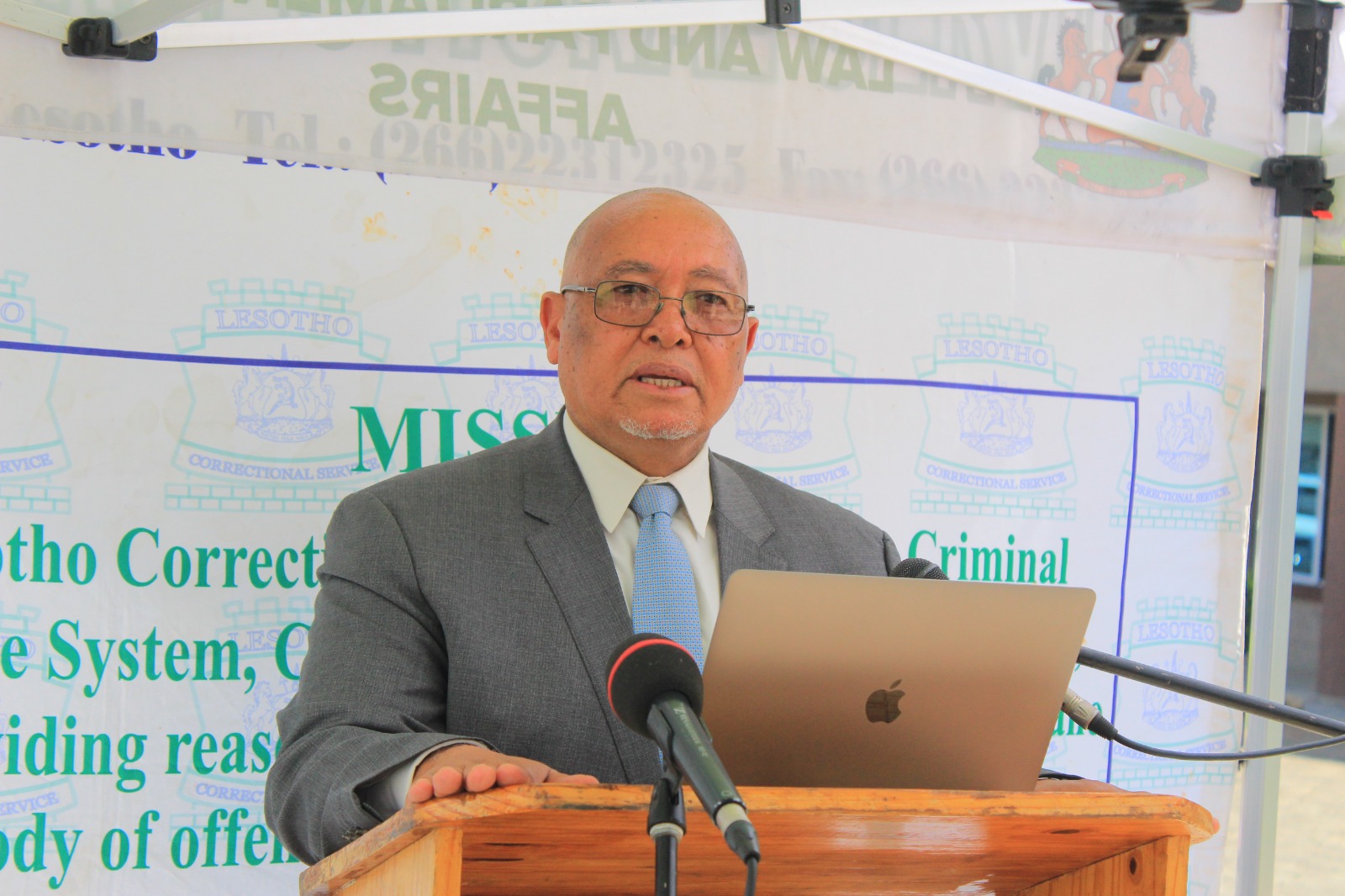 MAJARA HANDS OVER VEHICLES, BLANKETS