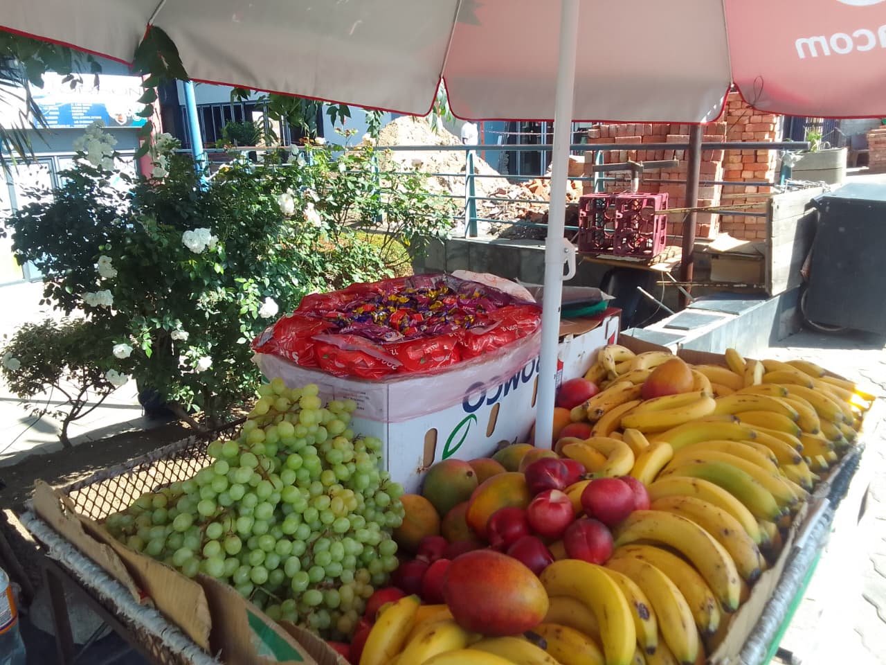 STREET VENDOR WANTS MORE PROFITS