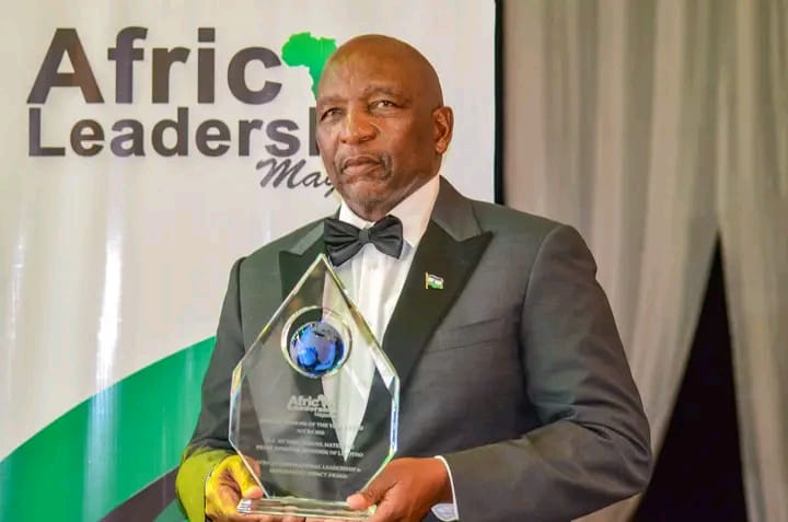 MATEKANE GETS AFRICAN LEADERSHIP AWARDe