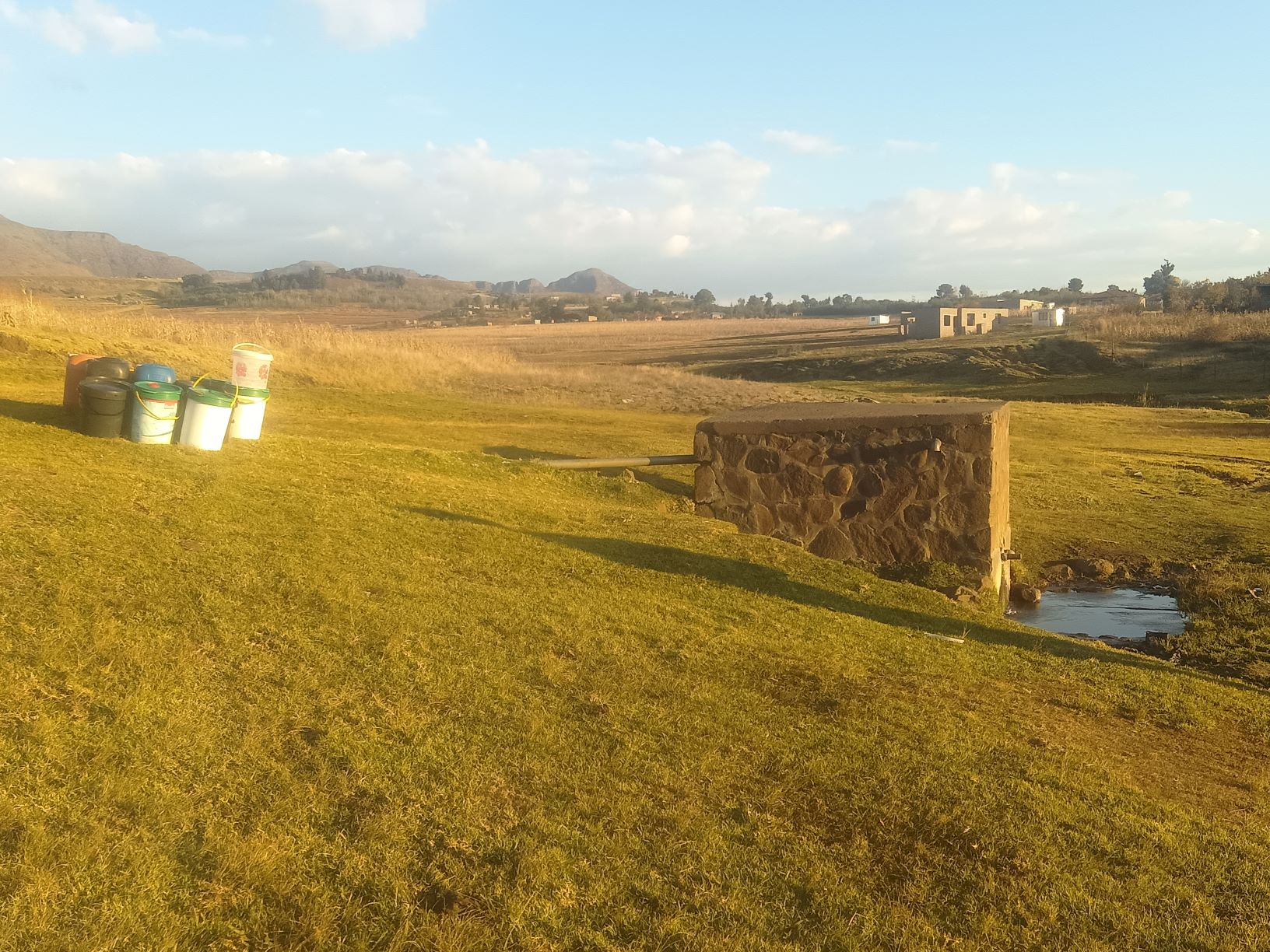 TLHAHA-LIA-TLOKA COMMUNITY OUTRAGED OVER SALTY WELL WATER